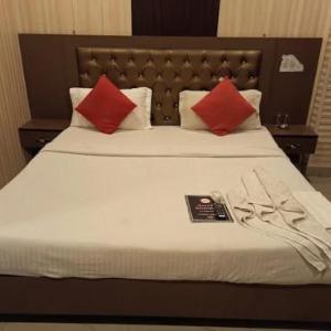 Hotel Runway