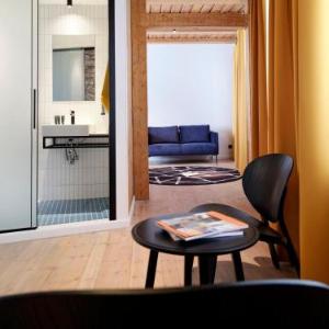 LJ5 - Old Town Rooms with Exclusive shared Roof Terrace