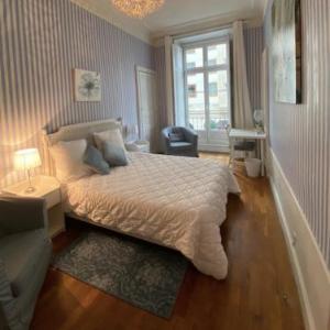 Bright apartment with a private balcony