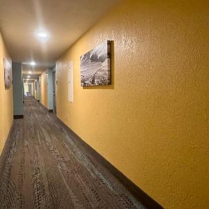 Super 8 by Wyndham Great Falls City Center