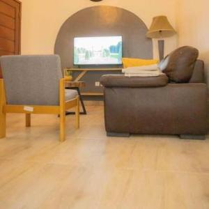 Charming 1-Bedroom Fidjrosse Akogbato