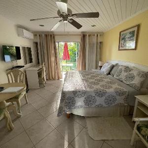 Charming Ground-Floor Studio in South Coast Barbados