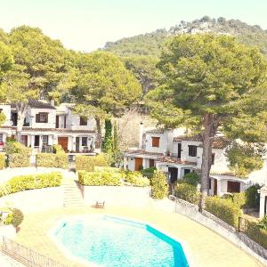 Casa Vacacional Tranquila con Piscina Jardín y Cerca de la Playa en L'Estartit - ES-323-29