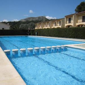 Casa moderna con piscina comunitaria cerca de L'Estartit y actividades en la playa - ES-323-51