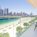 Modern 1BR with Sea Views & Private Beach Access! Dubai 