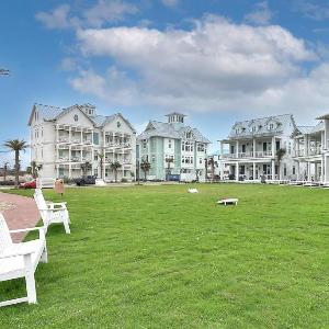 The Coastal Cottage 210ESC-B