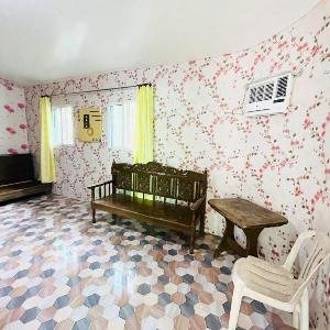 CozyRoom with garden view