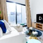 Elite LUX Holiday Homes - Luxe Gardenia 2BR Haven in Arjan Dubai 