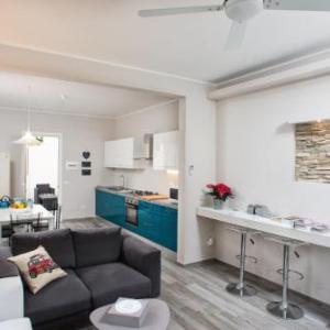 Orsini Family Deluxe Apartment by Mamo Florence
