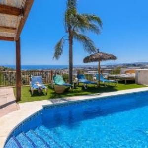 Casa La Yedra Algarrobo by Ruralidays