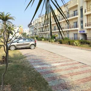 Vrindavan suites omex