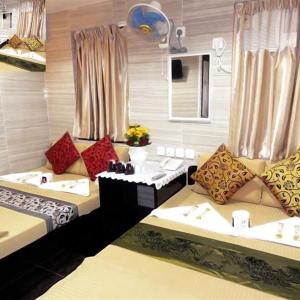 Day And Night Hostel