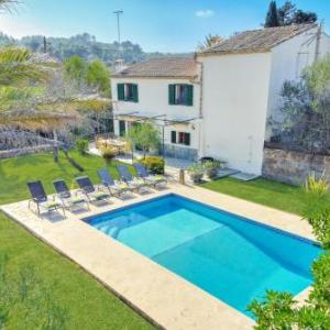 Villa Can Seguinot by Villa Plus