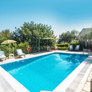 Villa Mistral Cottage by Villa Plus
