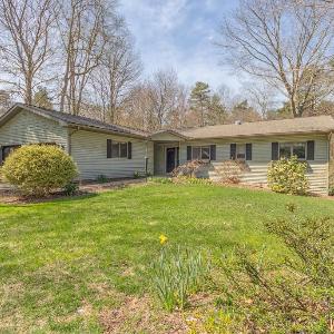 Pure Hygge - 1 block off Lake Tranquil & Pet Friendly