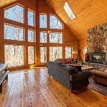 Swan Lodge - Walking distance to downtown Saugatuck - Modern Cabin Getaway! Saugatuck Michigan