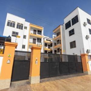 3 Bed Furnished Apartment - Wifi Parking Aircon