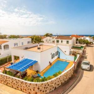 Villa Mafel by Villa Plus