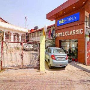 FabHotel Royal Classic