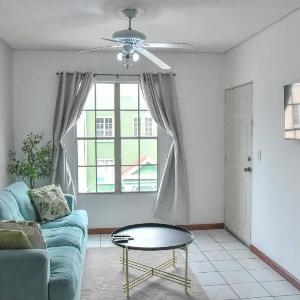 Comfy & Cozy Apartment in Col Escalon