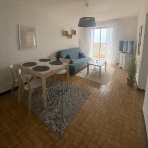 Jolie appartement à 50m de la plage