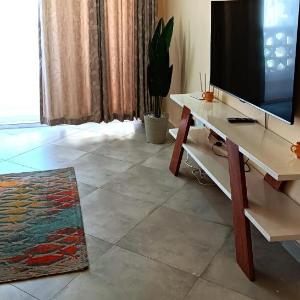 Three Bedroom Apartment Around QuickMart