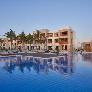 The Club by Fanar