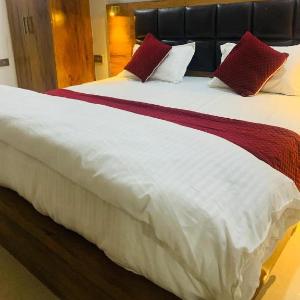 Hotel The Emporio Grand