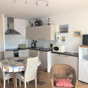BERNACHES - Appart RDC Plage 300m - T9