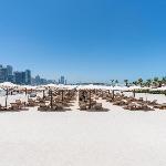 Palm Jumeirah 1BR with Private Beach - CityApartmentStay Dubai 