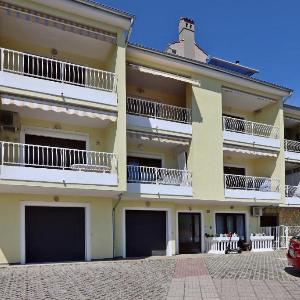 Apartments with parking space Krk - 21845