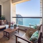 Splendid 2BR Loft Apt with Sea View in JBR! 