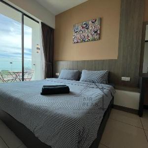 PD Seaview & Sunset Suite [Smart TV] (Up to 9 Pax)