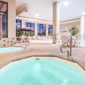 Aby's Rapid City Hotels - Elevation Inn & Suites Trademark Collection by Wyndham