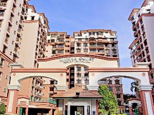 Stay Together 4, 5 & 6 Bedroom Apartments@ Marina Court Resort Condominium, Kota Kinabalu