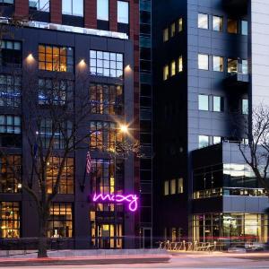 The Bur Oak Madison Hotels - Moxy Madison Downtown