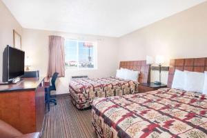 Knights Inn and Suites - Grand Forks, Grand Forks