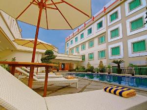 Rocky Plaza Hotel Padang, Padang
