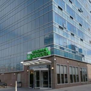 Hotels near Music Hall of Williamsburg - Wyndham Garden Long Island City