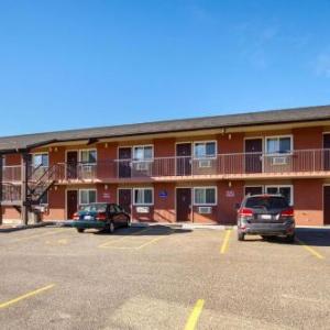 Motel 6-Lethbridge AB