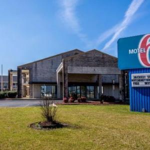 Motel 6-Kenly NC