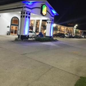 Luling Hotels Deals At The 1 Hotel In La Cypress Inn