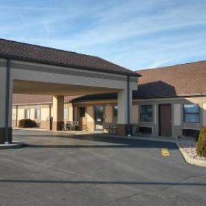 Sparta Hotels Deals At The 1 Hotel In Il Briarwood Inn Sparta