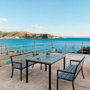 Sea Side Serenity 8