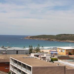 Seaside Serenity - Stunning Beach Views in Maroubra