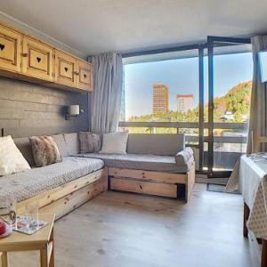 Studio rénové 2 pers. au pied des pistes avec balcon - FR-1-344-937