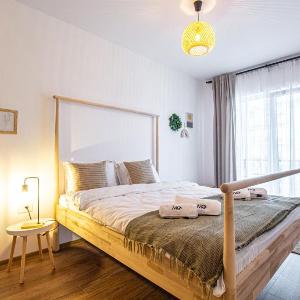 Mo Host Nest