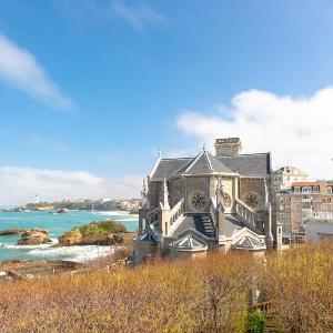 MOANA KEYWEEK Sea view apartment Biarritz downtown