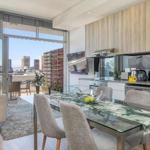 Backup-Powered Elegant City Balcony Apartment