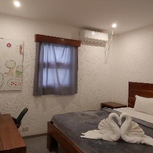 TwoBR Scandi unit5-min walk to DMALLBeachw/Pool